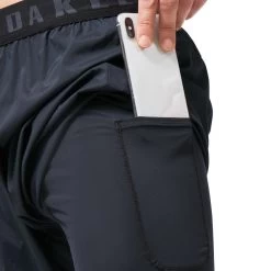 Oakley COMPRESSION SHORT 9 SHORT - Blackout 9 Oakley COMPRESSION SHORT 9 SHORT - Blackout -golf oakley compression short 9 short blackout p7967 16007 image